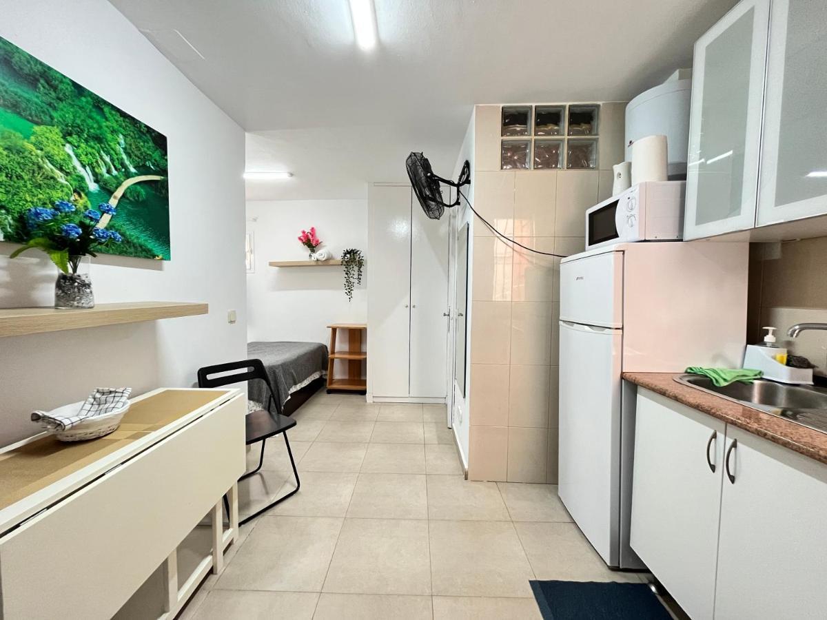 Estudio Acogedor Amparo Temporal Madrid Luaran gambar